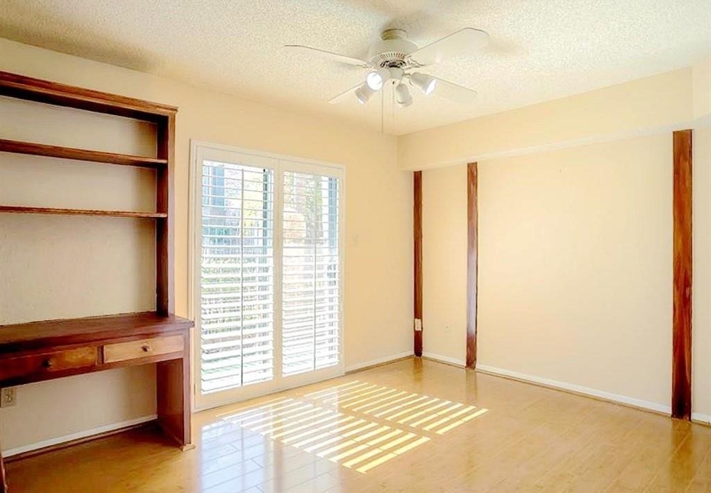 2121 Hepburn Street - Photo 7