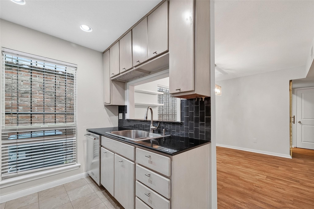 3700 W Clay Street - Photo 14