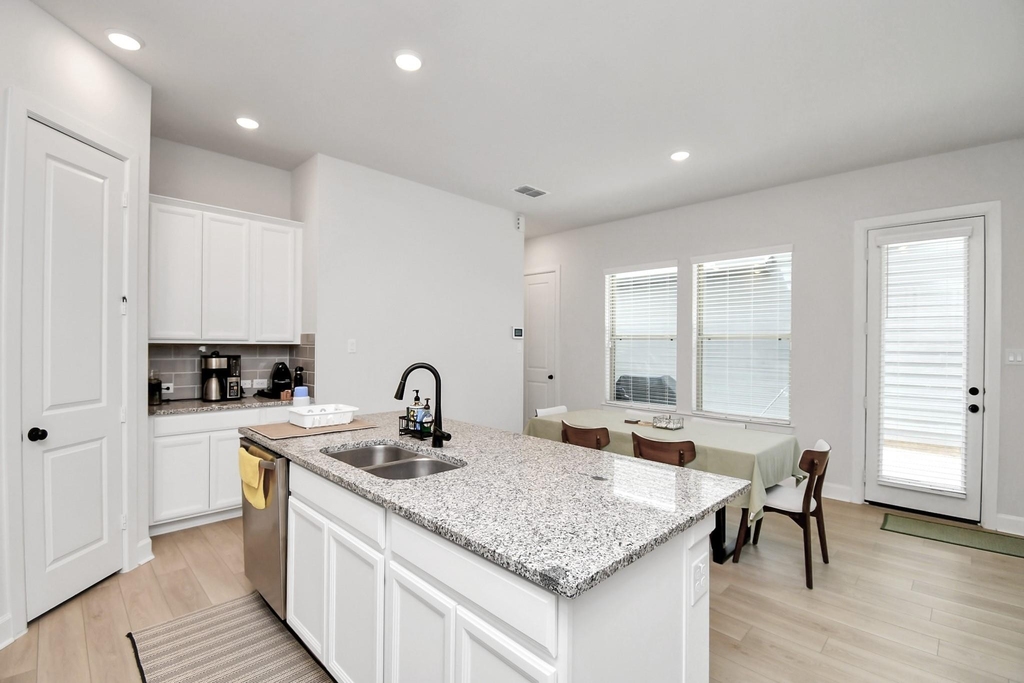 1538 Park Path Drive - Photo 9