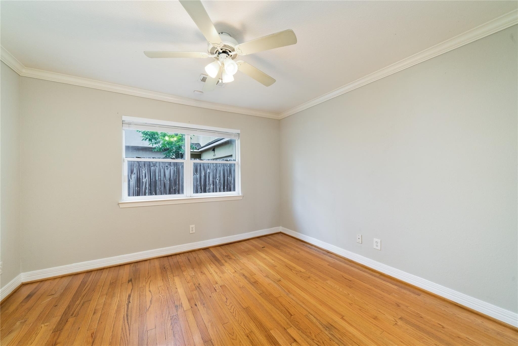 4405 Marina Street - Photo 9