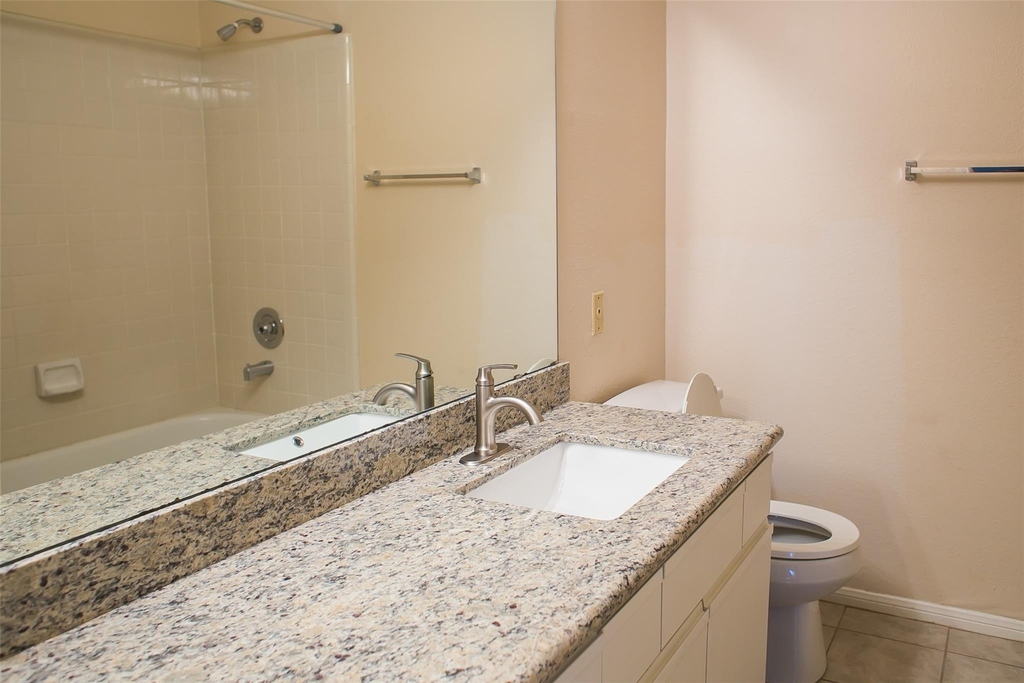 3098 Holly Hall Street - Photo 18