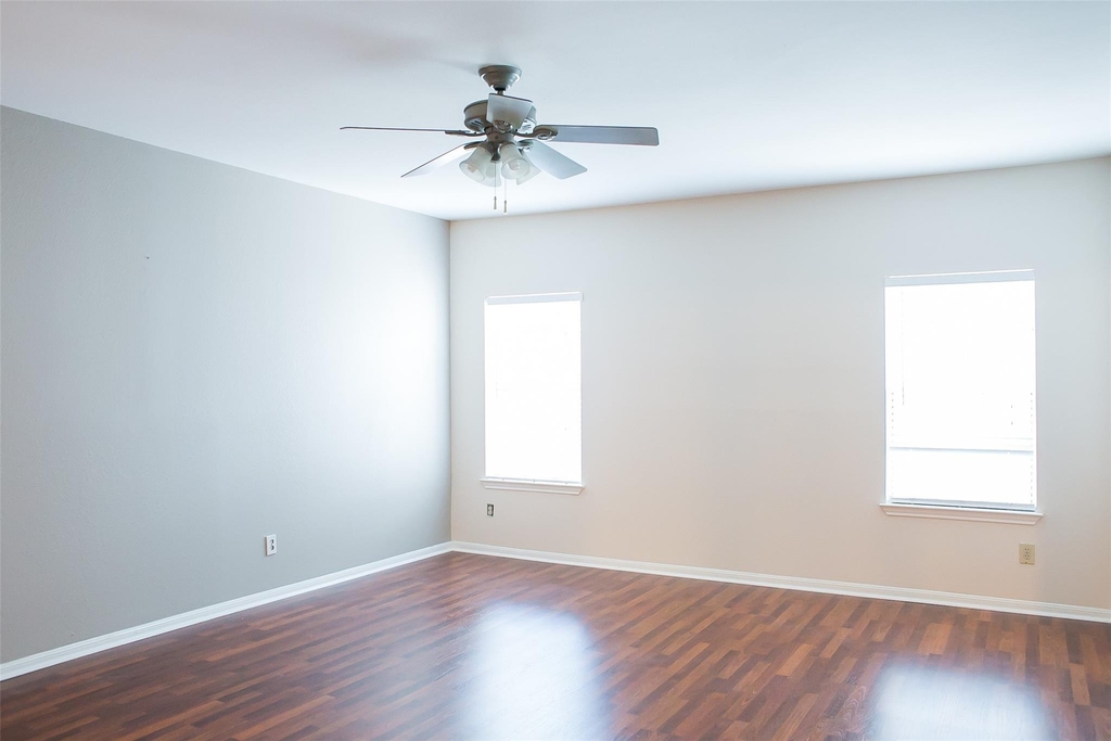 3098 Holly Hall Street - Photo 13