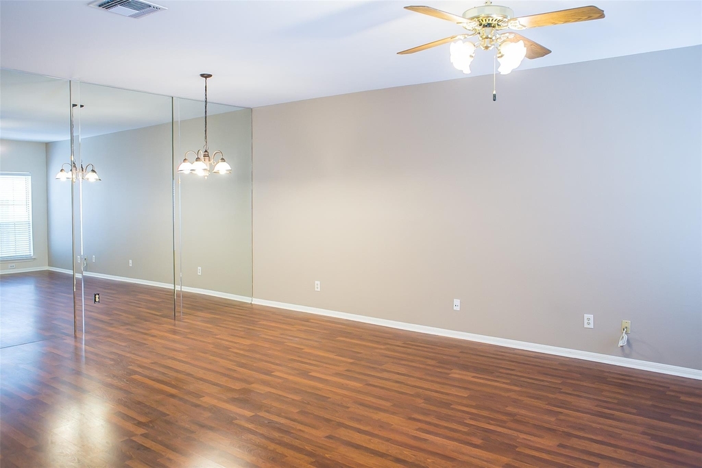 3098 Holly Hall Street - Photo 6