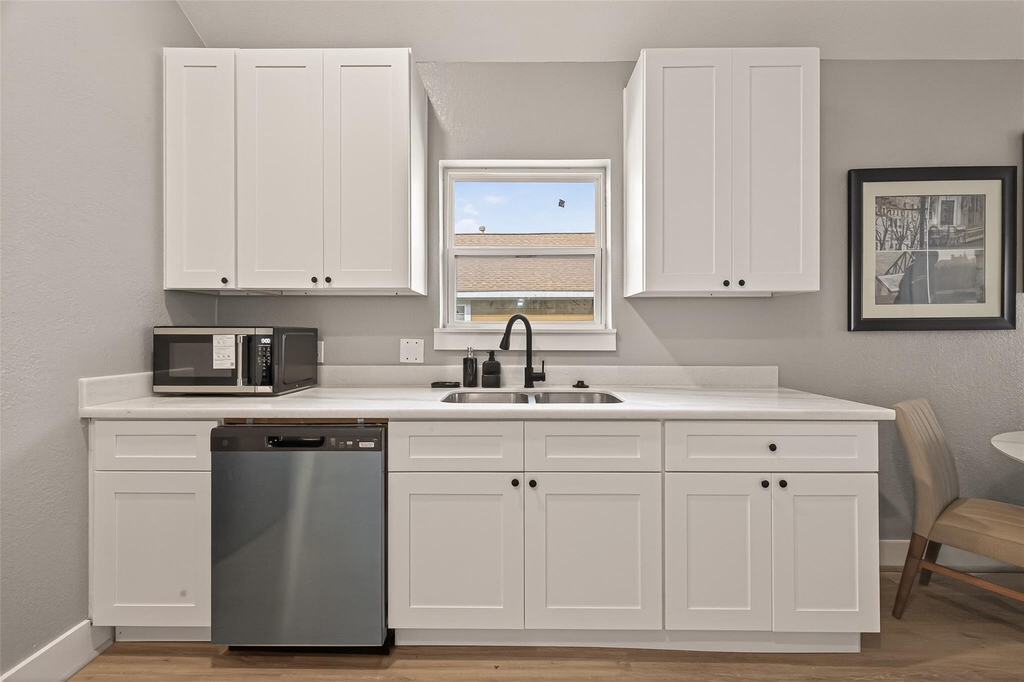 4309 Beggs Street - Photo 12