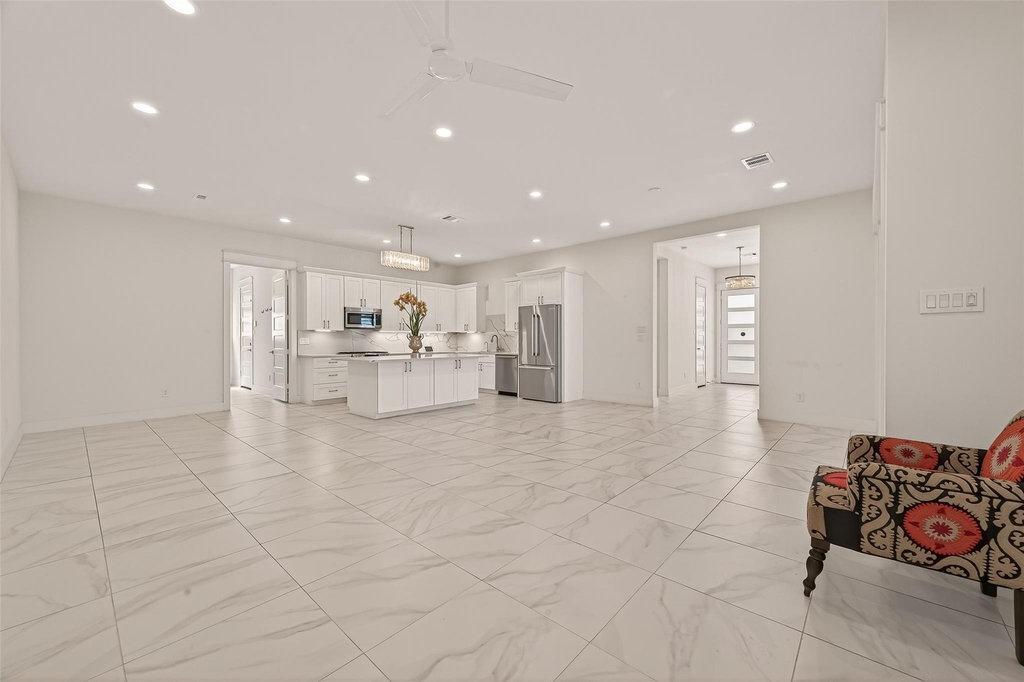 10403 Anchorage Passage - Photo 8