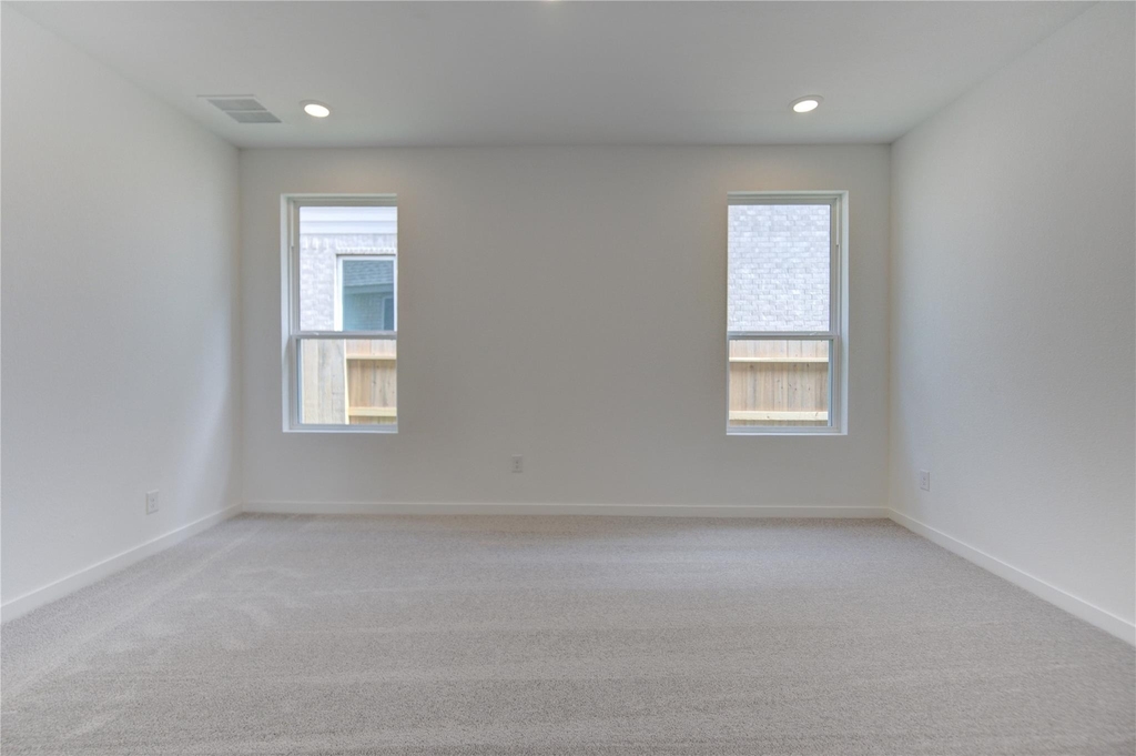 1047 Blue Stone Drive - Photo 35