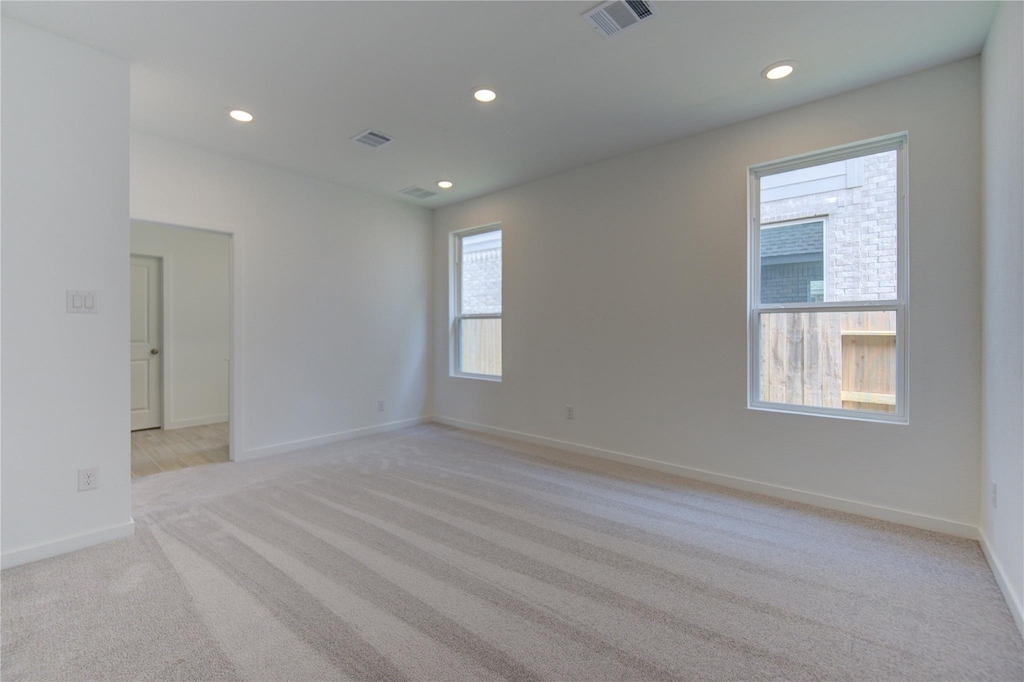 1047 Blue Stone Drive - Photo 36