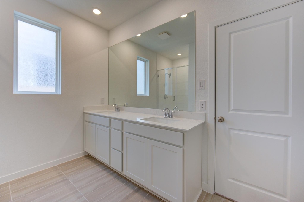 1047 Blue Stone Drive - Photo 42