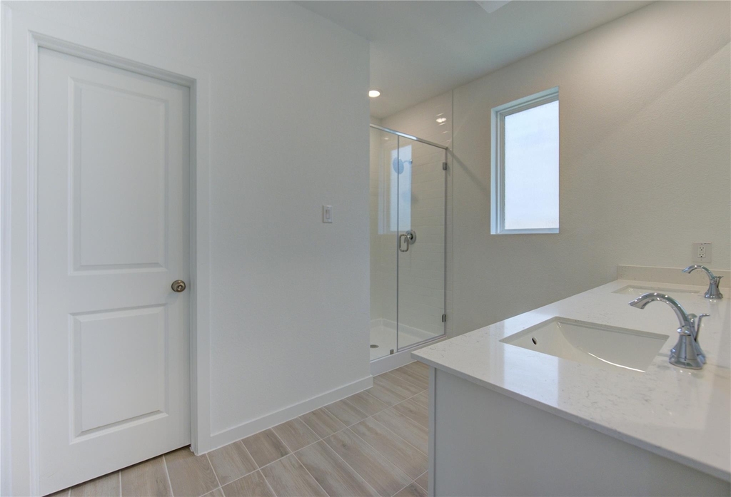 1047 Blue Stone Drive - Photo 40
