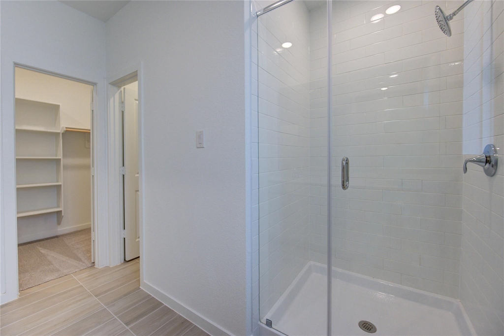 1047 Blue Stone Drive - Photo 44