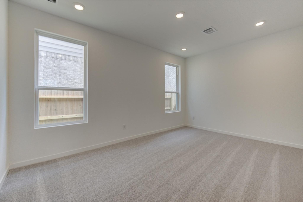 1047 Blue Stone Drive - Photo 34