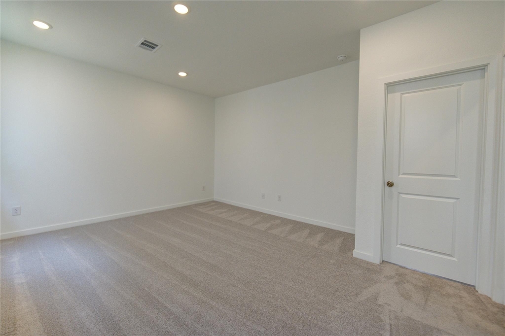 1047 Blue Stone Drive - Photo 39