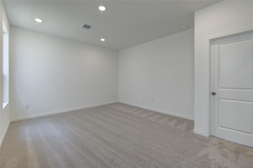 1047 Blue Stone Drive - Photo 38