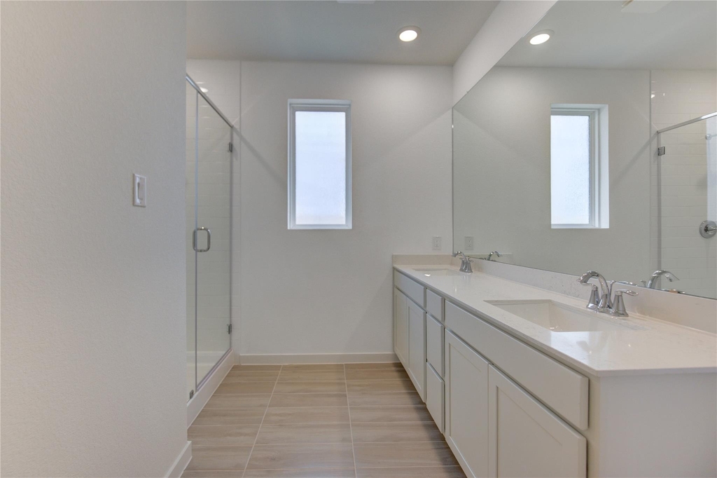 1047 Blue Stone Drive - Photo 41