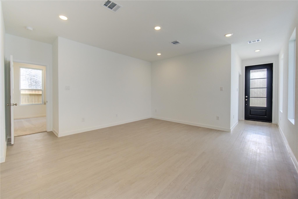 1047 Blue Stone Drive - Photo 10