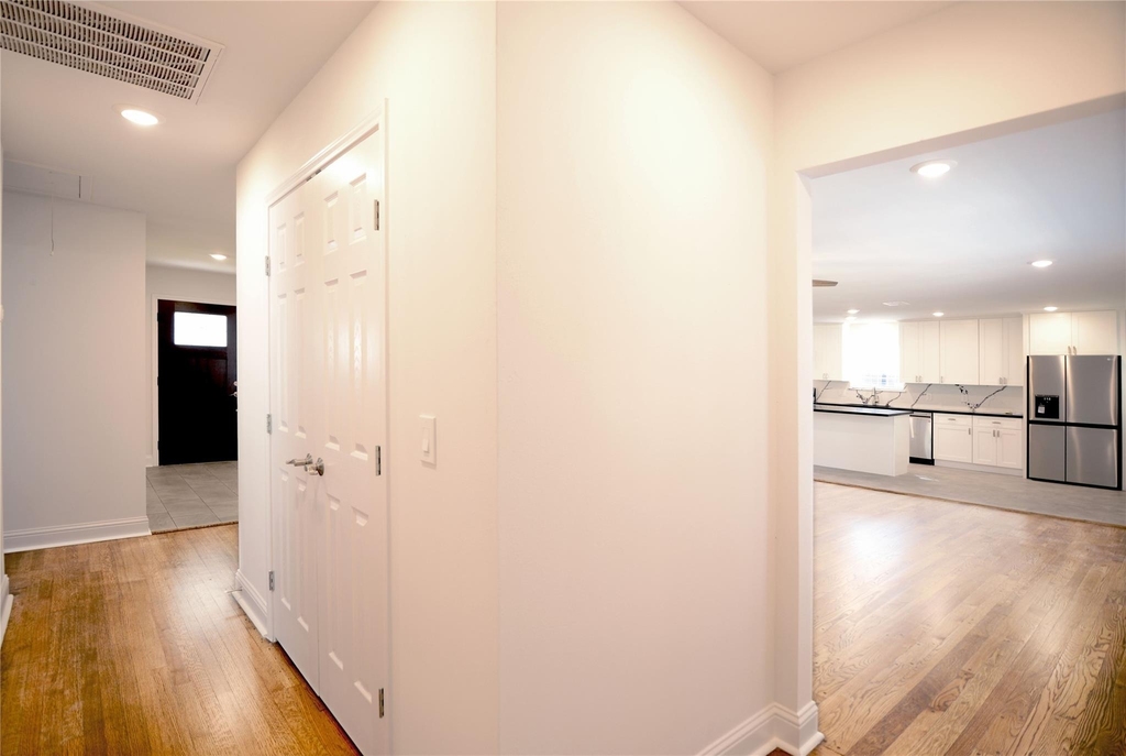 8006 Richmond Avenue - Photo 15