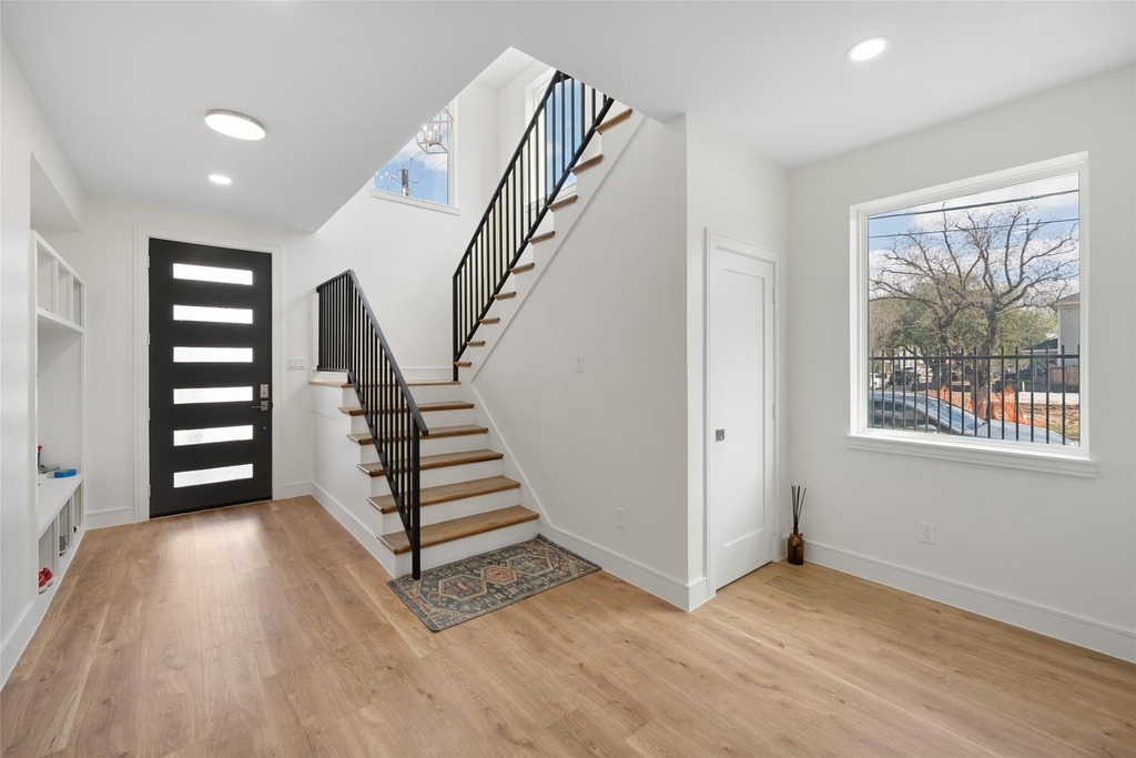 1839 Colquitt Street - Photo 0