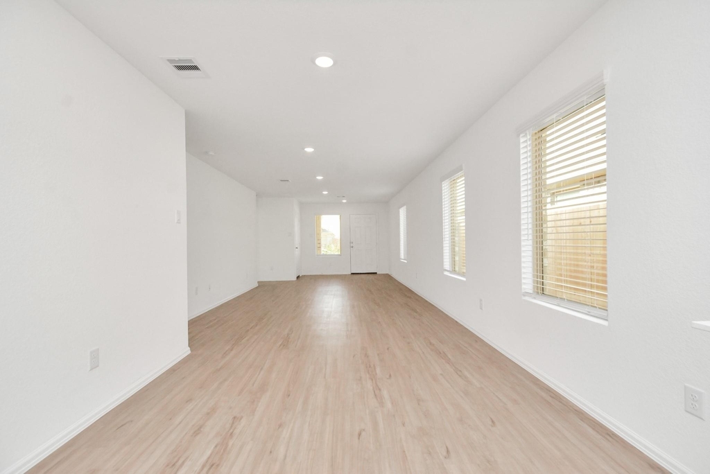 26726 Paloma Blanca Drive - Photo 18