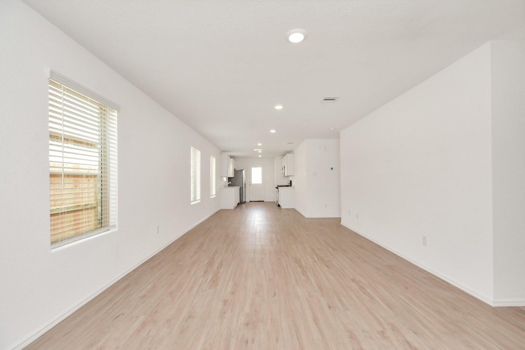 26726 Paloma Blanca Drive - Photo 13