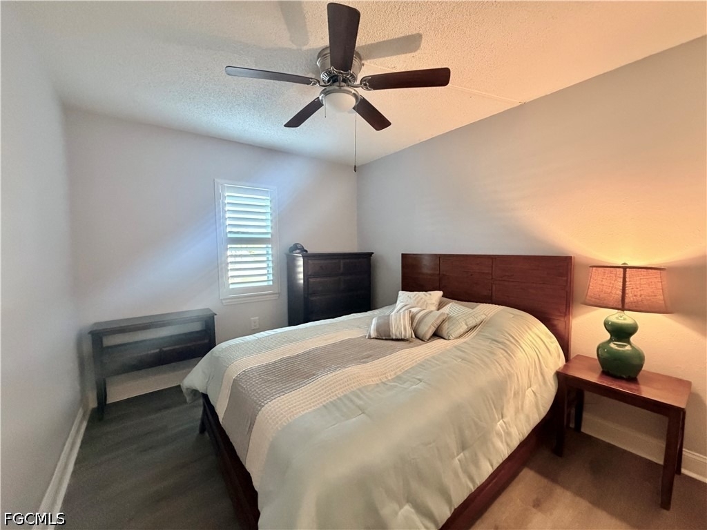 4912 Vincennes Street - Photo 18