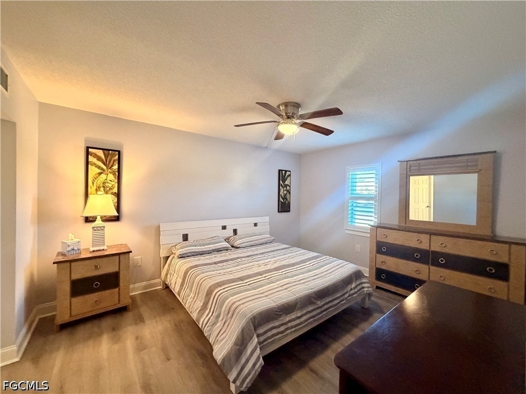 4912 Vincennes Street - Photo 20