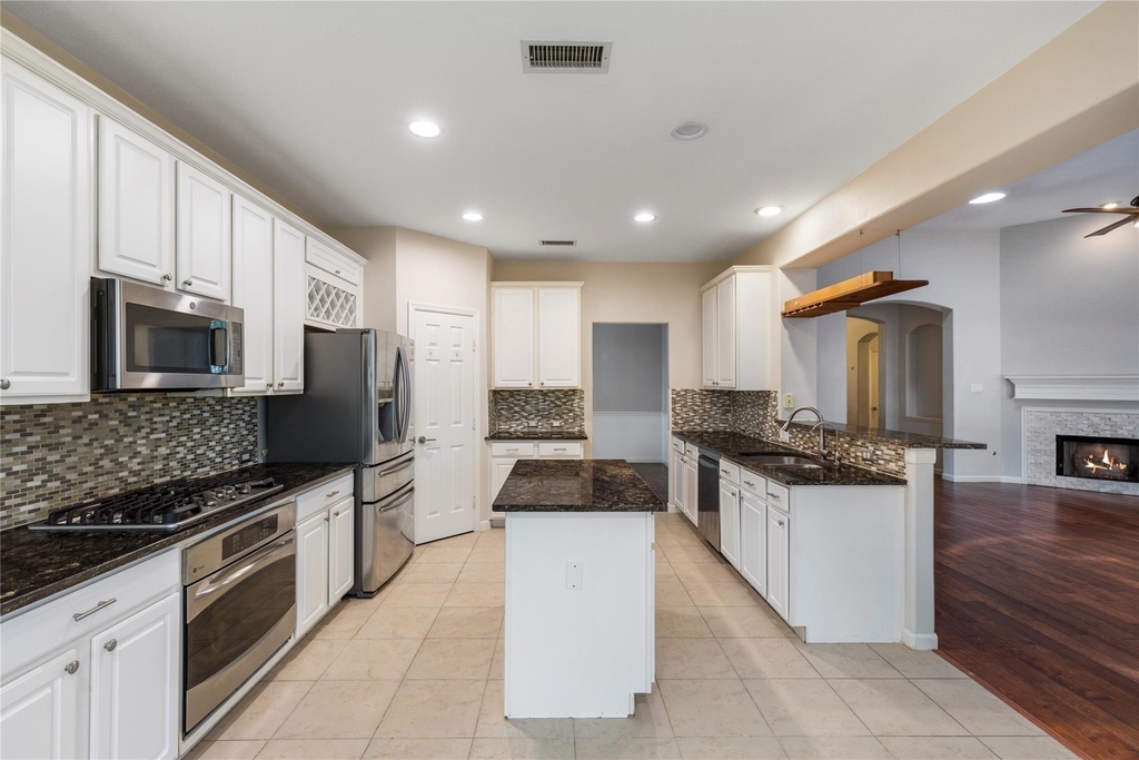 11 Belcarra Place - Photo 8