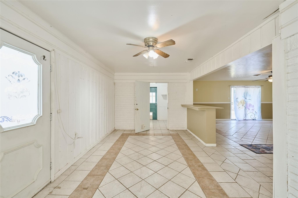 203 Paul Knox Street - Photo 19