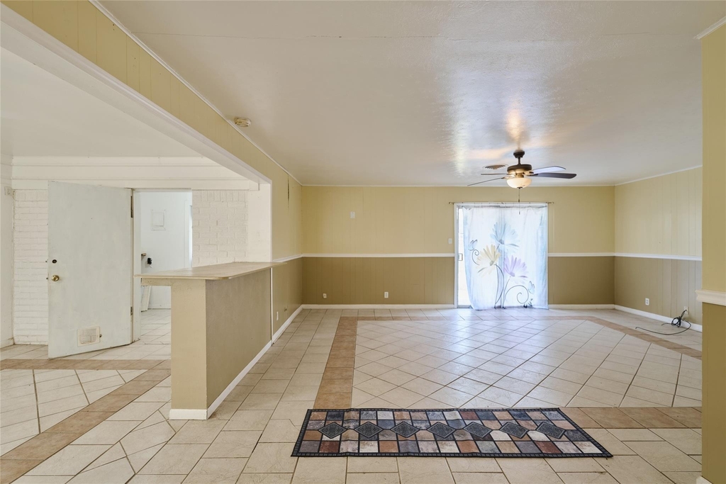 203 Paul Knox Street - Photo 16