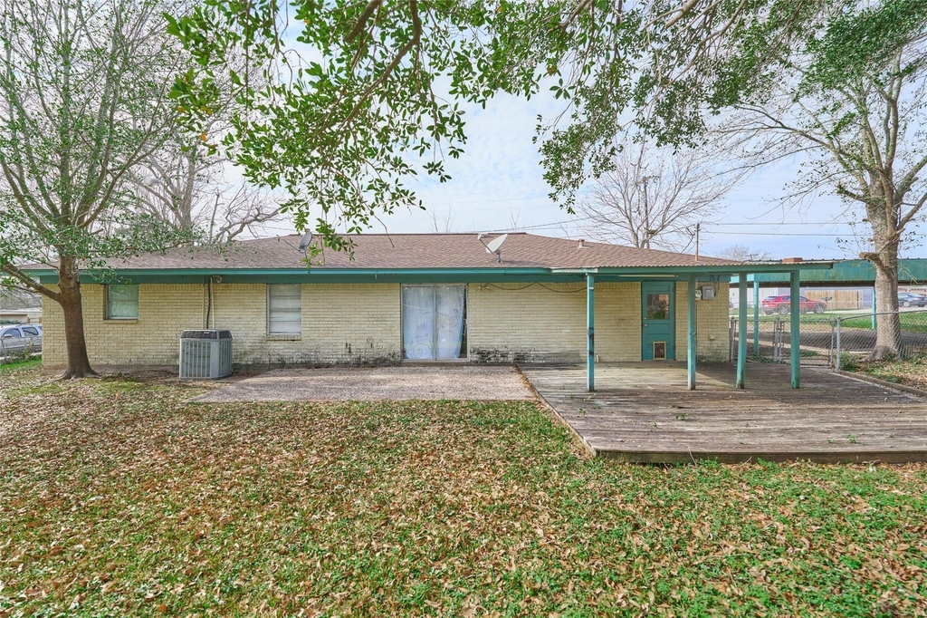 203 Paul Knox Street - Photo 31