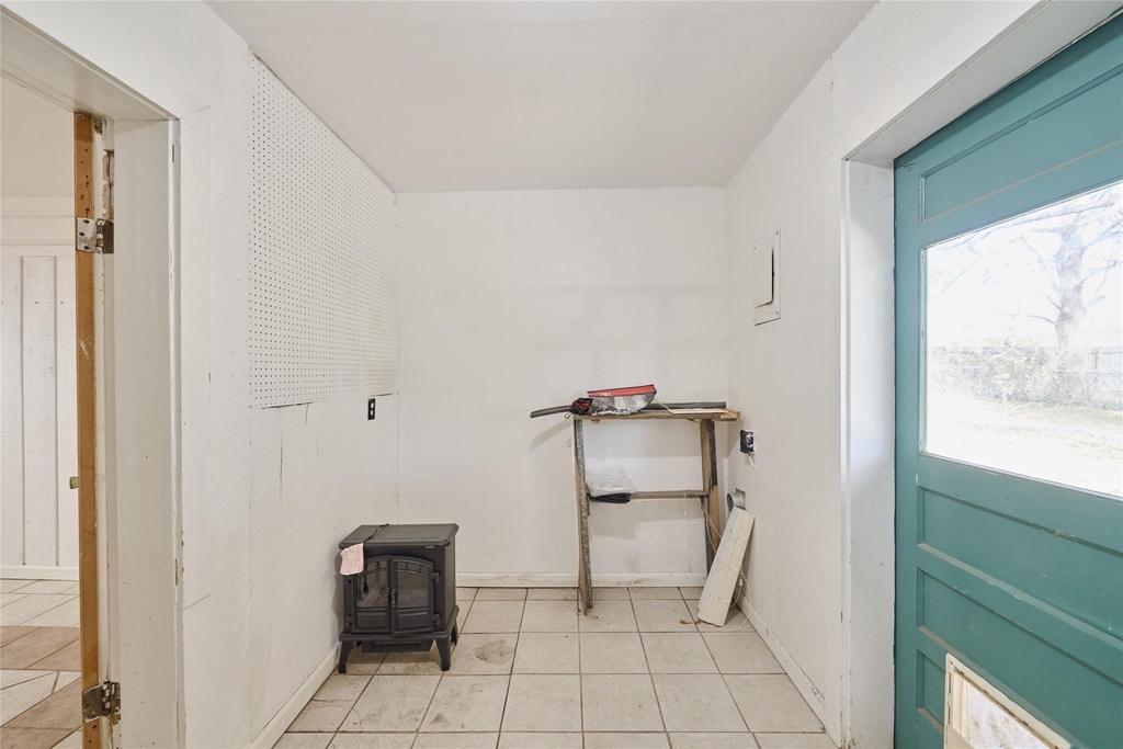 203 Paul Knox Street - Photo 21