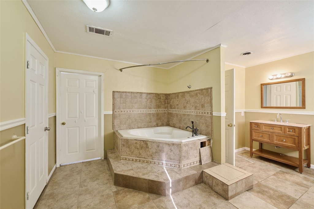 203 Paul Knox Street - Photo 30
