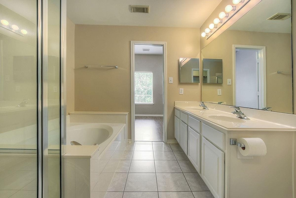 7 Newberry Trail Court - Photo 26