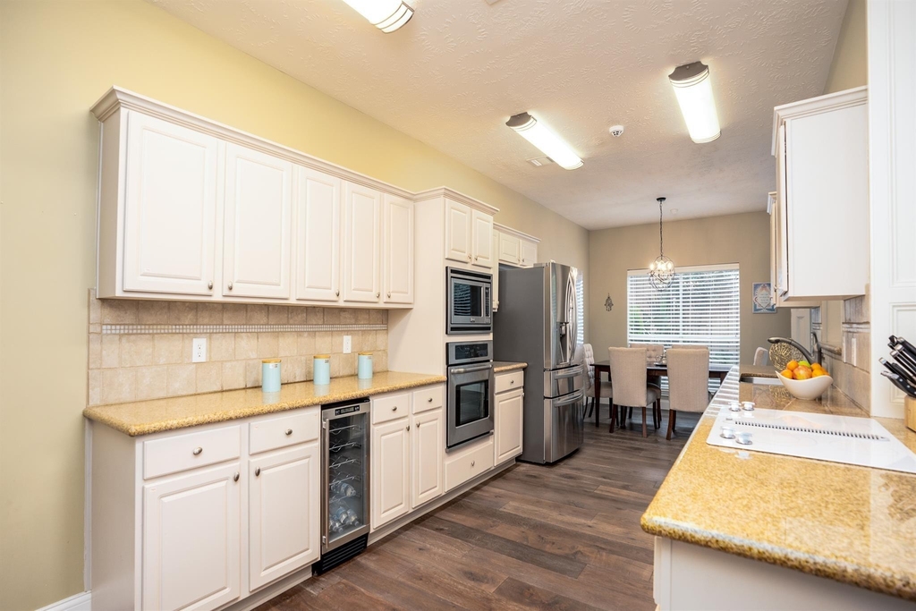 8915 Wallington Drive - Photo 15