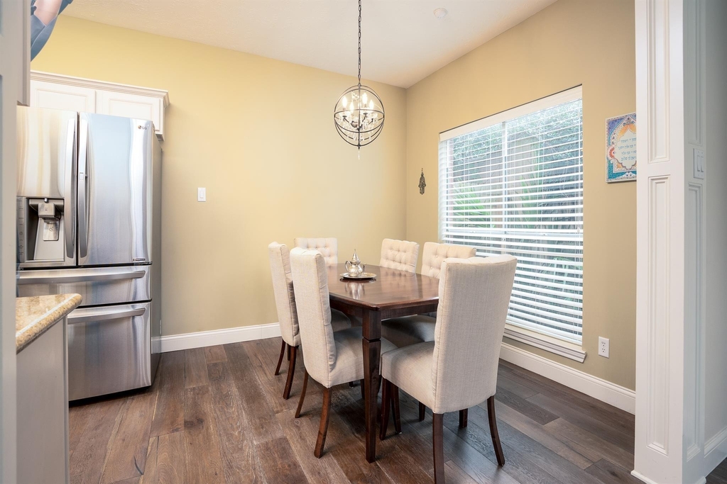 8915 Wallington Drive - Photo 16