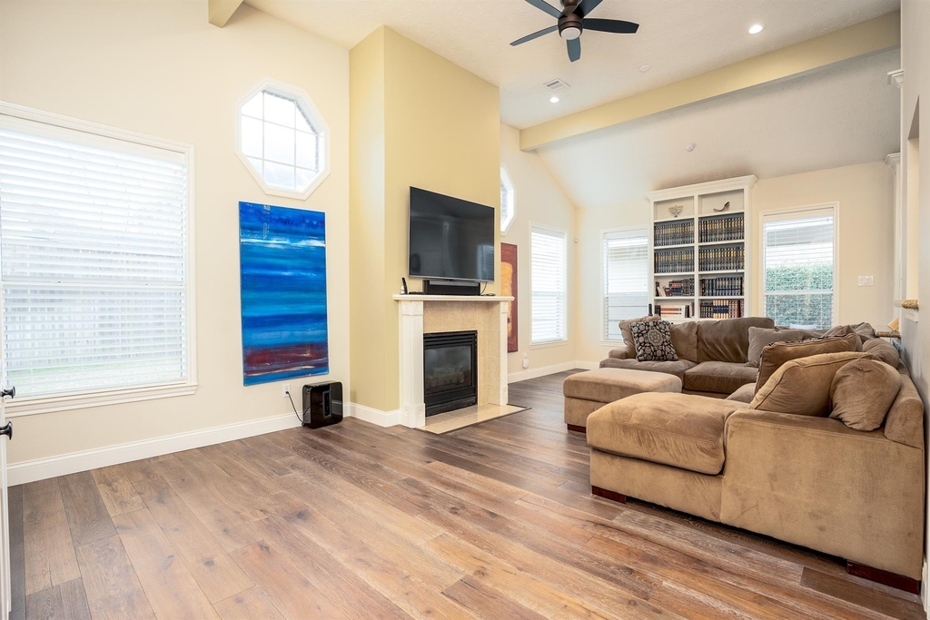 8915 Wallington Drive - Photo 17