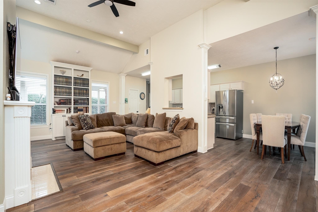 8915 Wallington Drive - Photo 18