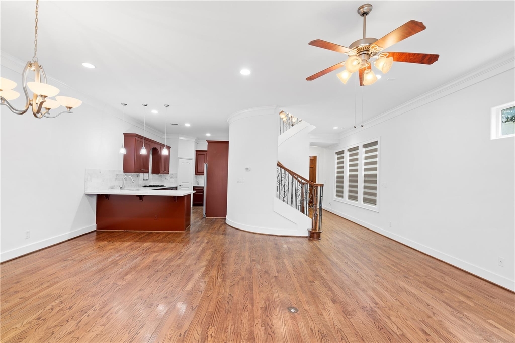 3006 Mcculloch Circle - Photo 4