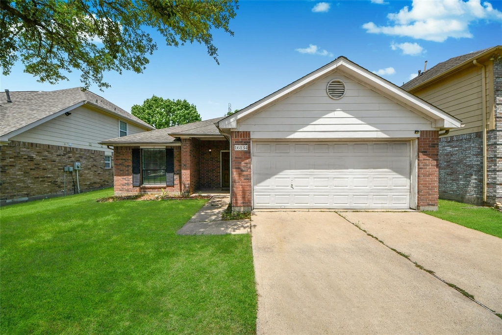 16134 Coleburn Drive - Photo 2