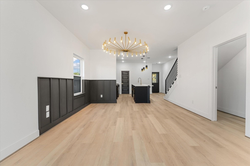 1010 Calvin Avenue - Photo 6
