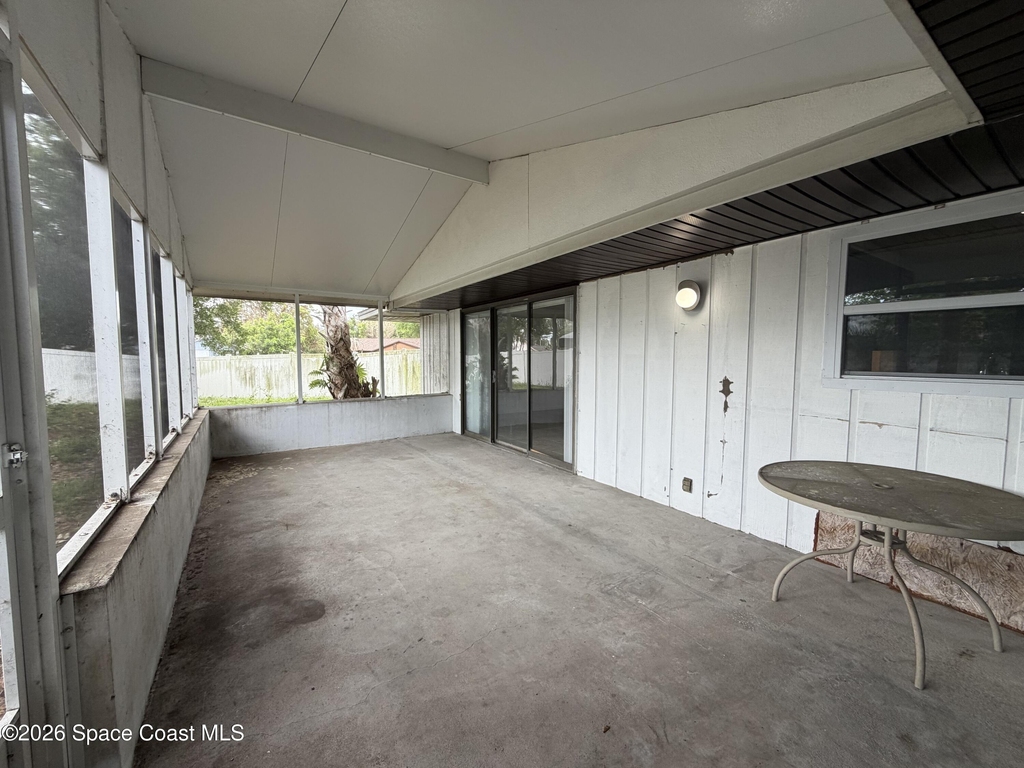 760 John Adams Lane - Photo 11