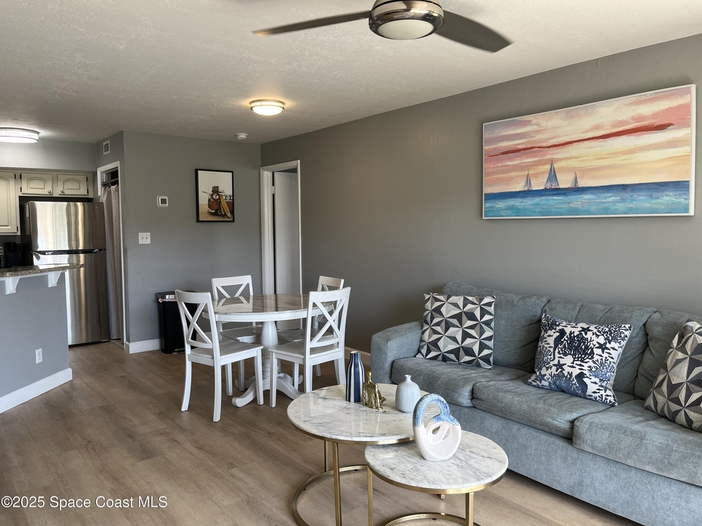1850 Charlesmont Drive - Photo 9