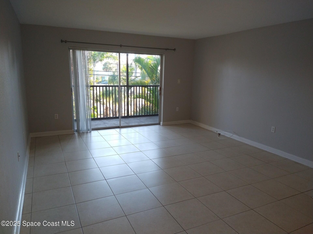 1020 Pinetree Drive - Photo 10