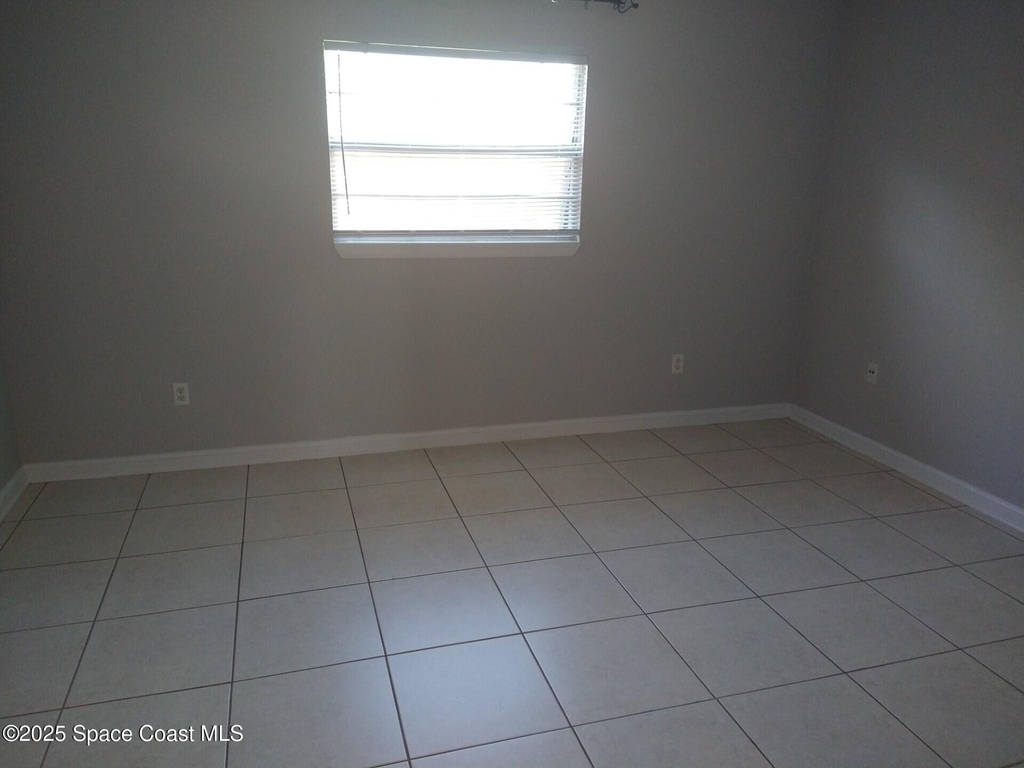 1020 Pinetree Drive - Photo 18