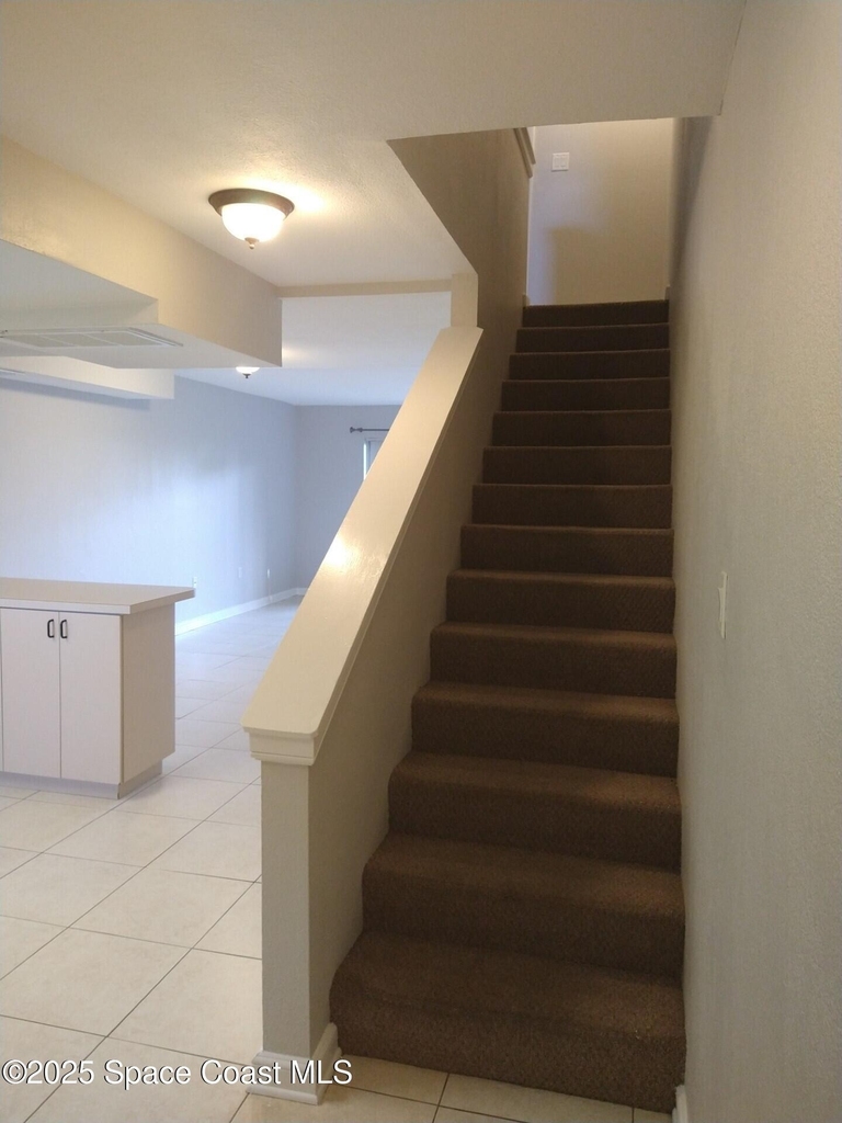 1020 Pinetree Drive - Photo 4