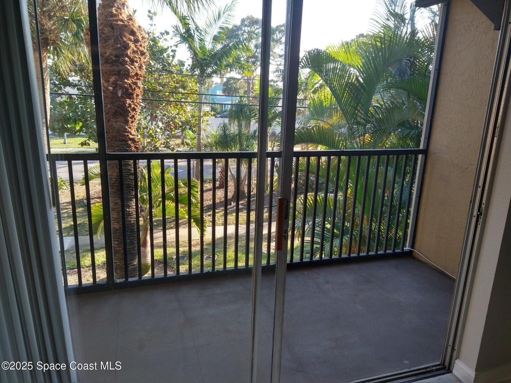 1020 Pinetree Drive - Photo 12