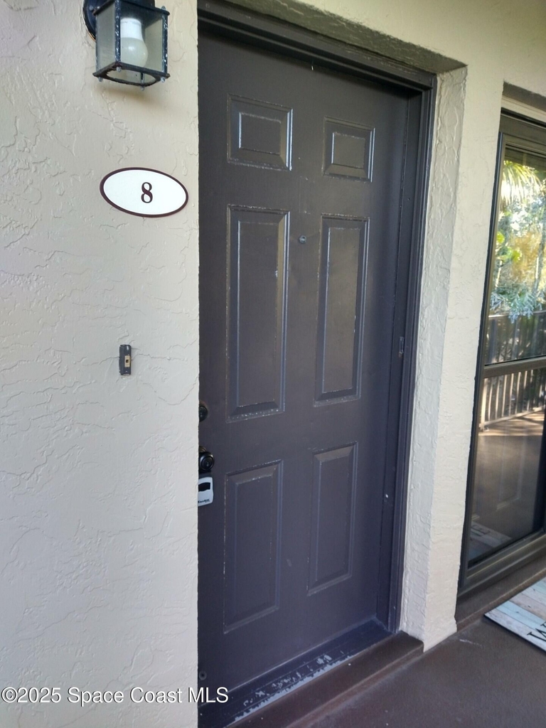 1020 Pinetree Drive - Photo 1