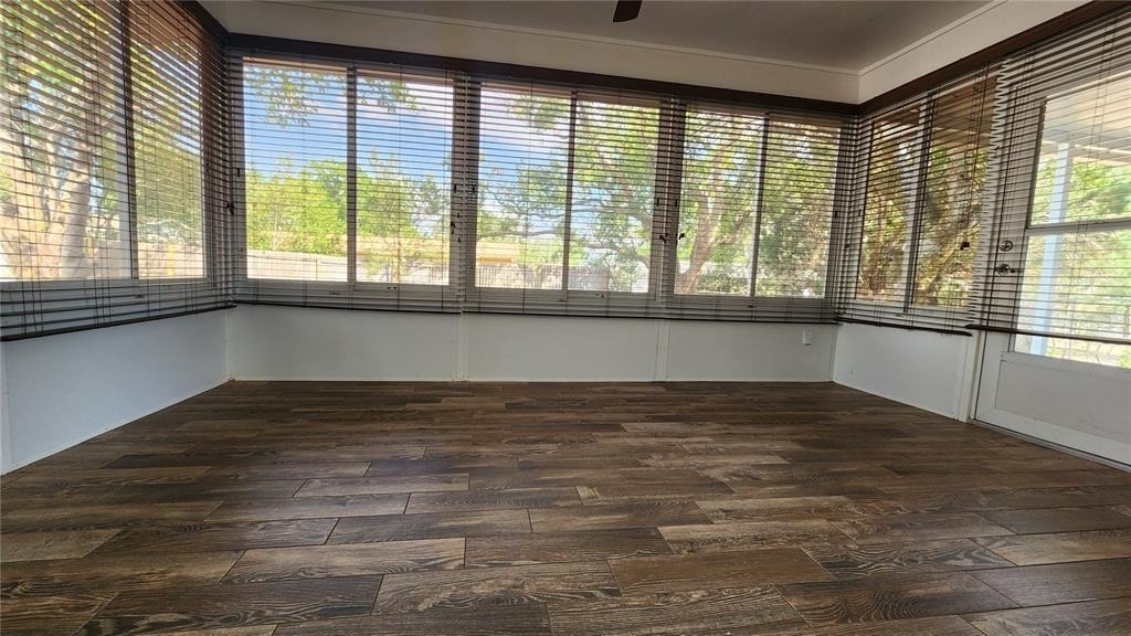 4518 Yorkshire Avenue - Photo 19