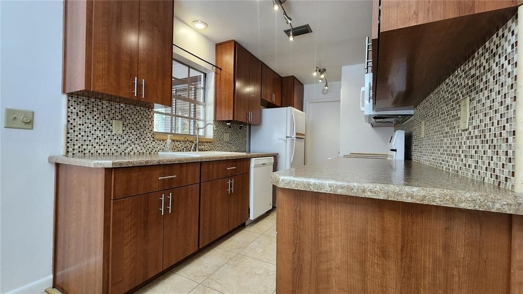 4518 Yorkshire Avenue - Photo 12