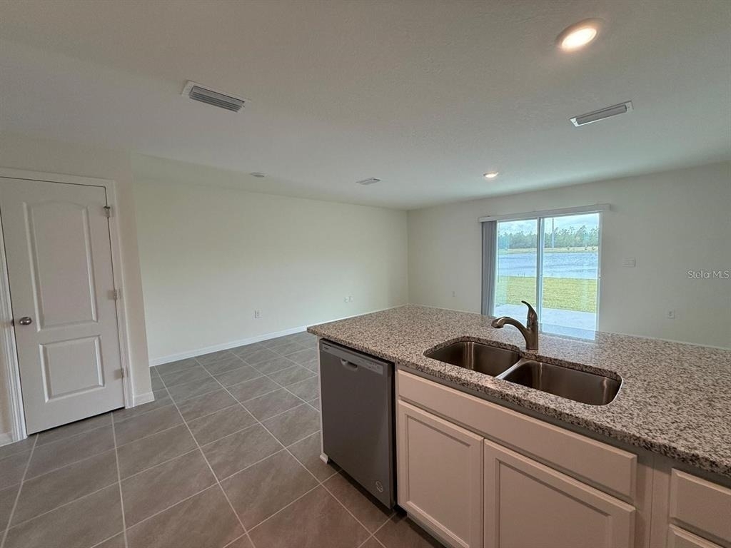 2926 Hudson Hammock Way, Bend - Photo 7