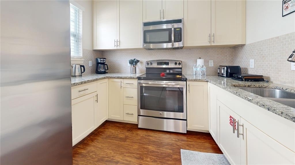 5366 Diplomat Court - Photo 22